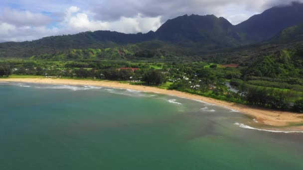Χαβάη Εναέρια Πτήση Ειρηνικός Ωκεανός Βουνά Kauai Ακτή Χαβάης — Αρχείο Βίντεο