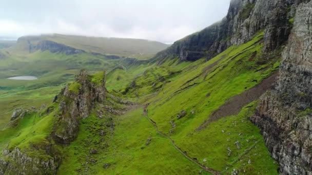 Schotland Luchtvliegen Quiraing Amazing Landscape Isle Skye — Stockvideo