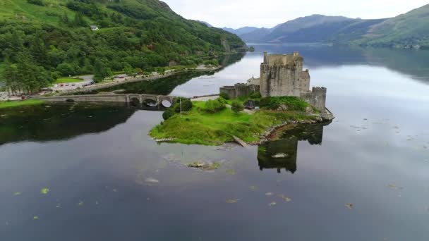 Skócia Eilean Donan Castle West Highlands Légi Repülés Loch Duich — Stock videók