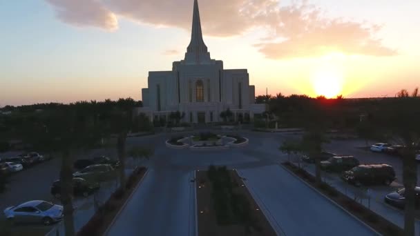 Pôr Sol Sobre Gilbert Temple Arizona Centro Cidade Vista Aérea — Vídeo de Stock