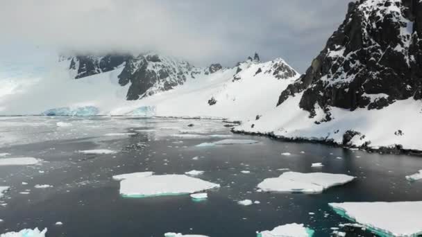 Antártida Polo Sur Vista Aérea Paisaje Asombroso Océano Antártico Montañas — Vídeo de stock