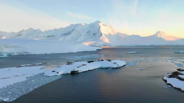 Antártida Polo Sur Océano Antártico Paisaje Asombroso Montañas Heladas Vista — Vídeos de Stock
