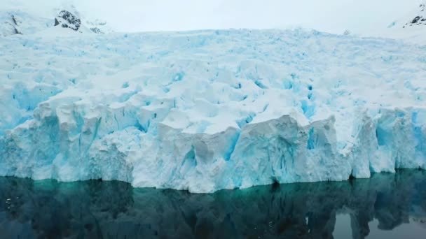 Antarctica South Pole Aerial View Amazing Landscape Antarctic Ocean Icebergs — Vídeos de Stock