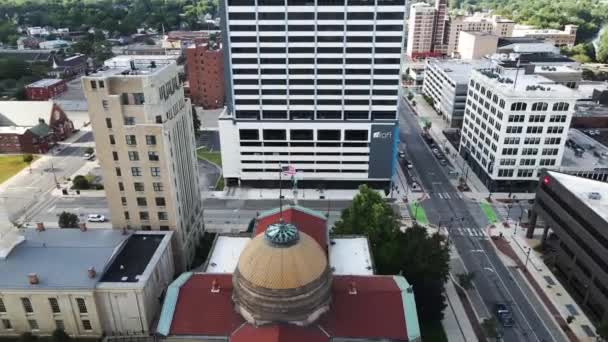 South Bend Indiana Aerial View Downtown Amazing Landscape — стокове відео