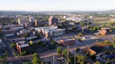 Huntsville, Alabama, Downtown, Drone View üzerindeki uçuş, inanılmaz manzara.