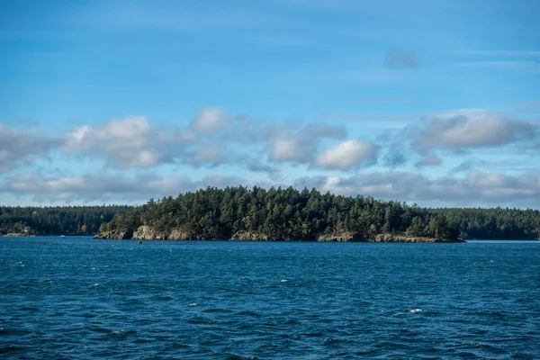 Vista Céu Azul Vibrante Acima Das Ilhas San Juan Partir — Fotografia de Stock