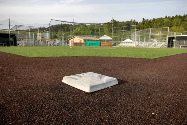 Кутовий Вигляд Бейсбольного Поля Яскравий Сонячний День — стокове фото