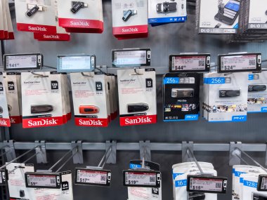 Lynnwood, WA USA - circa August 2022: Wide view of flash and thumb drives for sale inside a Best Buy retail store