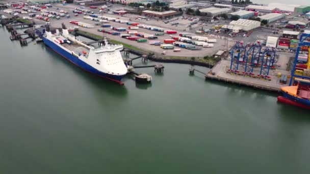 Stena Foreteller Ferry Belfast Harbour Northern Ireland — 图库视频影像