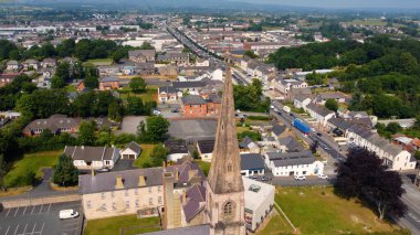 Kutsal Üçleme Kilisesi 'nin Hava Fotoğrafı Cookstown Co Tyrone Kuzey İrlanda