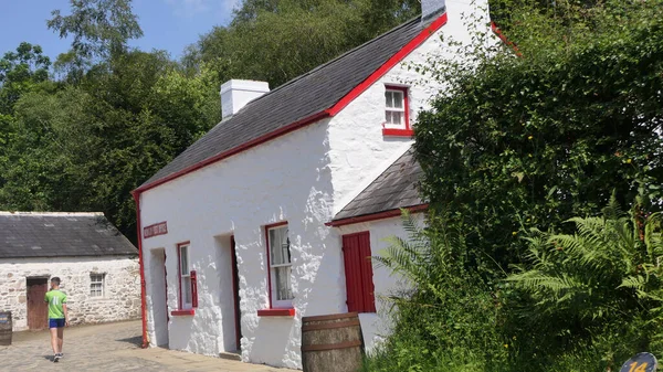 Hardware Stores Chemists Shopfronts Ulster America Folk Park Northern Ireland — Stock Photo, Image