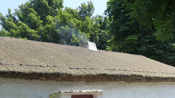 Old Irish Traditional Whitewashed Cottage Thatched Roof Farm Ireland — Stock Photo, Image