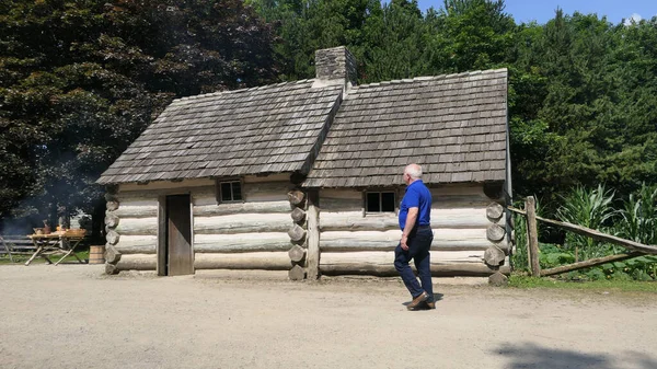 New World Old American 1800 Styled Timber Houses Sheds Fencing — Stock Photo, Image