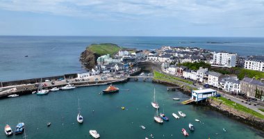 Portrush Plajı Atlantik Okyanusu Kuzey Kıyısı Ortak Antrim Kuzey İrlanda 