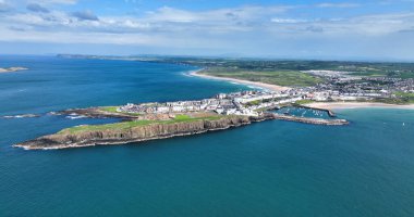 Portrush Plajı Atlantik Okyanusu Kuzey Kıyısı Ortak Antrim Kuzey İrlanda 