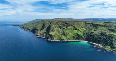 Kuzey Kıyısı Antrim Kuzey İrlanda Atlantik Okyanusu kıyısındaki Murlough Körfezi 'nin hava fotoğrafı.