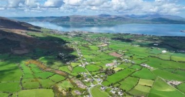 Barnevave ve Slieve Foye Dağları Glenmore Vadisi Cooley Yarımadası Carlingford Lough Louth İrlanda Denizi 