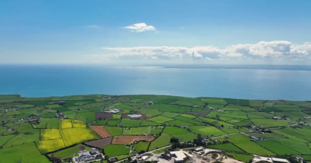 Barnevave和Slieve Foye Mountains Glenmore Valley Cooley Peninsula Carlingford Lough Louth — 图库视频影像