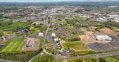 Hava fotoğrafı Ballee Yedi Kuleler Kavşağı Ballymena County Antrim Kuzey İrlanda