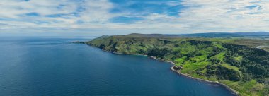 Kuzey Kıyısı Antrim Kuzey İrlanda 'daki Murlough Körfezi Panayırı Atlantik Okyanusu' nun Panoramik Hava Fotoğrafı