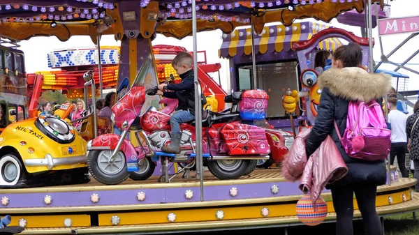 Children Enjoying Fun Fairground Amusements Shanes Castle May Day Steam — Foto de Stock
