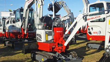 Takeuchi, 19-09-19 tarihlerinde Ulusal Saban Şampiyonası 'nda kazıcı.