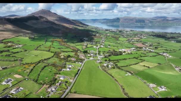 Luftbild Von Barnevave Und Slieve Foye Mountains Glenmore Valley Cooley — Stockvideo