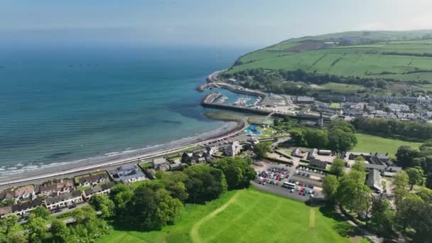 Glenarm Village Antrim Coastline Northern Ireland — Vídeos de Stock