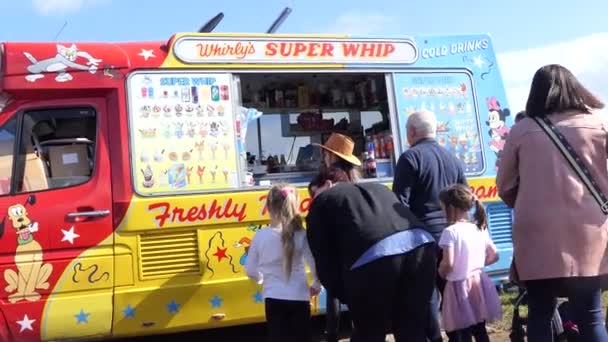 Ice Cream Van Shanes Castle May Day Steam Rally Estate — Stock video