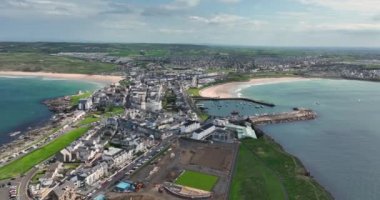 Portrush Plajı Atlantik Okyanusu Kuzey Kıyısı Ortak Antrim Kuzey İrlanda