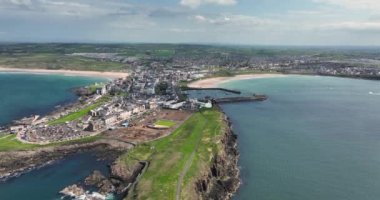 Portrush Plajı Atlantik Okyanusu Kuzey Kıyısı Ortak Antrim Kuzey İrlanda