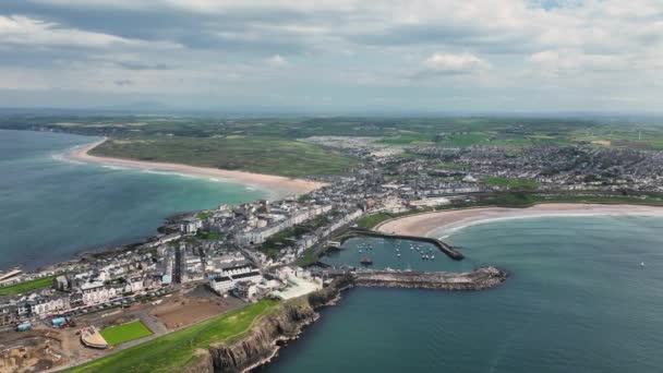 Portrush Plajı Atlantik Okyanusu Kuzey Kıyısı Ortak Antrim Kuzey Rlanda — Stok video