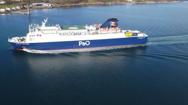 6 Aralık 2020 'de Cairnryan İskoçya' dan Kuzey İrlanda 'daki Larne Limanı' na P & O Feribot