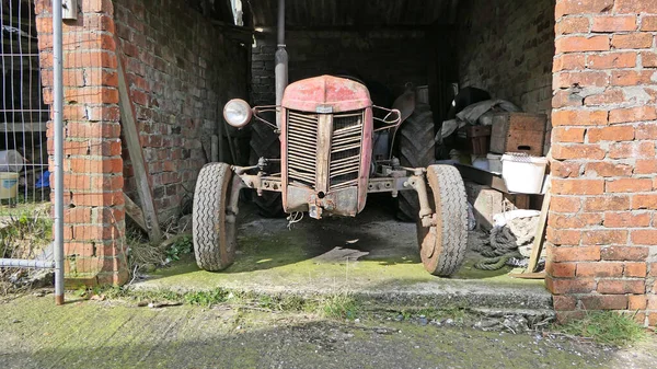 Tracteur Ferguson Sur Une Ferme Irlande Mars 2020 — Photo
