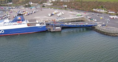 Cairnryan Limanı İskoçya P & O Araç Feribotu 6 Aralık 2020 'de İrlanda' nın Larne kentine gidecek.