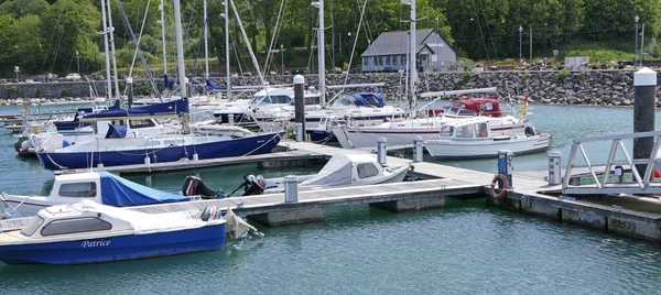 Båtar Glenarm Harbour Marina Antrim Nordirland — Stockfoto