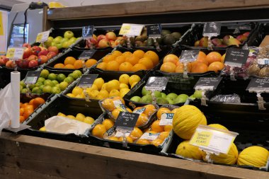SuperValu Comber Newtown 'daki Meyve ve Sebze Şirketi Kuzey İrlanda