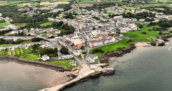 ワイルド アトランティック ウェイのモービル タウンの空中写真 Donegal Coast Ireland — ストック写真
