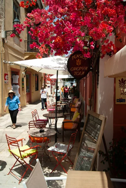 Nafplio Yunanistan Mayıs 2018 Tarihi Şehrin Göbeğinde Renkli Bir Caddede — Stok fotoğraf