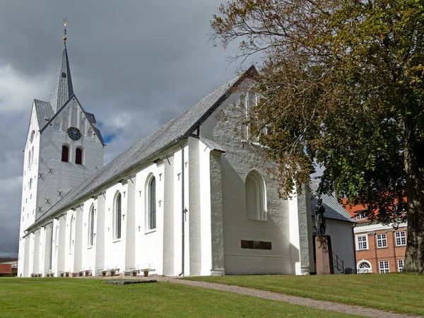 Igreja Tijolo Gótico Branco Thisted Dinamarca — Fotografia de Stock