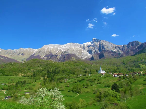 Vista Panorâmica Aldeia Dreznica Paisagem Rural Circundante Município Kobarid Primorska — Fotografia de Stock