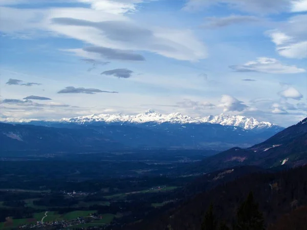 Vista Picos Cobertos Neve Dos Alpes Julianos Região Gorenjska Eslovénia — Fotografia de Stock