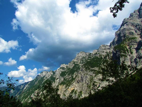 Cordillera Sobre Valle Krma Los Alpes Julianos Parque Nacional Triglav — Foto de Stock