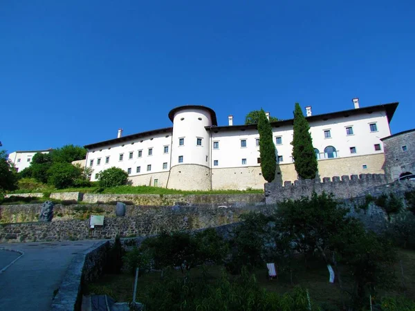 Castle Small Town Stanjel Littoral Region Slovenia Lit Bya Sunlight — Stock Photo, Image