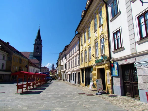 Kranj Slowenien Juli 2021 Hauptplatz Einem Brunnen Kranj Gorenjska Slowenien — Stockfoto