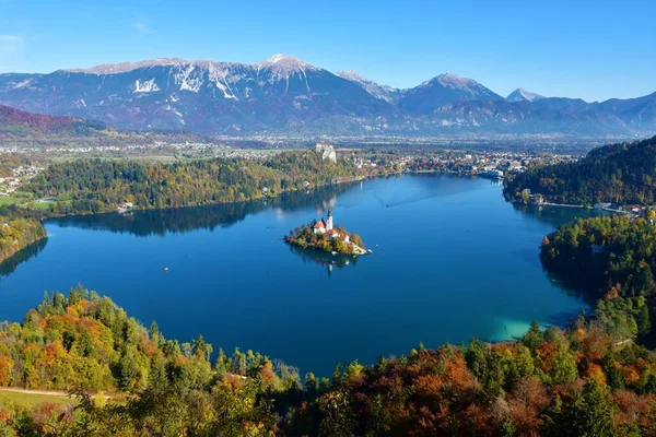 Vista Del Lago Bled Las Montañas Karavanke Detrás Gorenjska Eslovenia — Foto de Stock