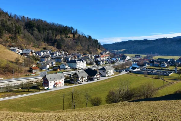 Utsikt Över Byn Gorenja Vas Gorenjska Slovenien — Stockfoto