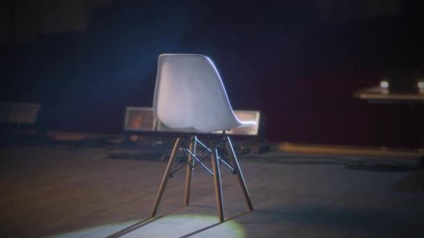 Rehearsal Directors Chair Standing Dim Stage Illuminated Spotlight Theater Empty — Αρχείο Βίντεο