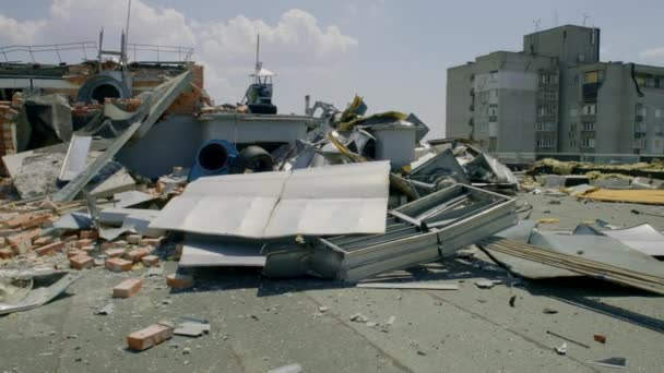 Zaporizhia Ukraine July 2022 Destroyed Roof Explosion Russian Rocket War — Stockvideo