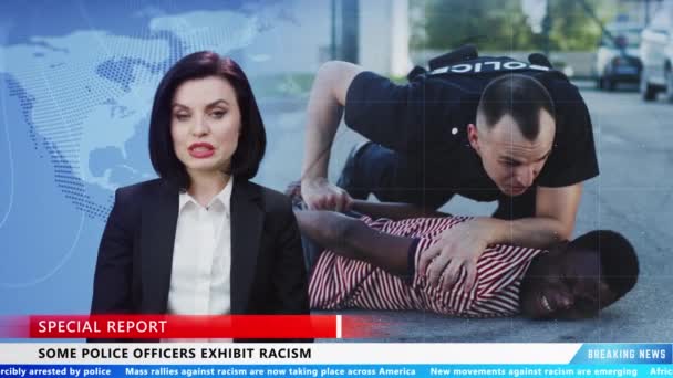 Female News Anchor Studio Reporting Breaking News Racism Commenting Racist — Αρχείο Βίντεο
